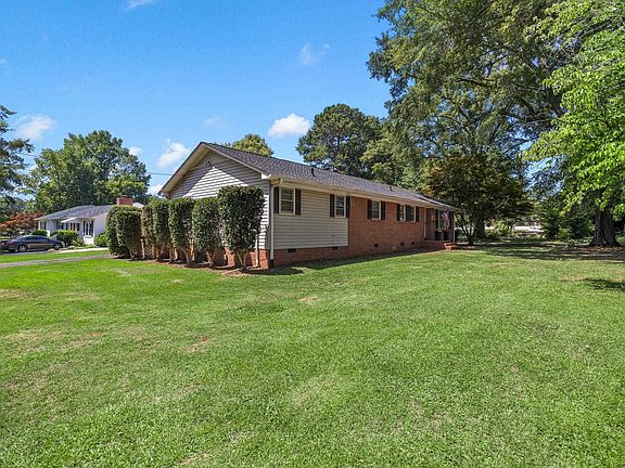 4th image of 98 Littlejohn Ct