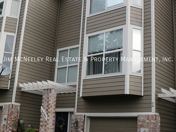 2nd image of 15762 SW Flagstone Dr