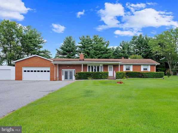 956 Bear Branch Rd, Westminster, MD 21157