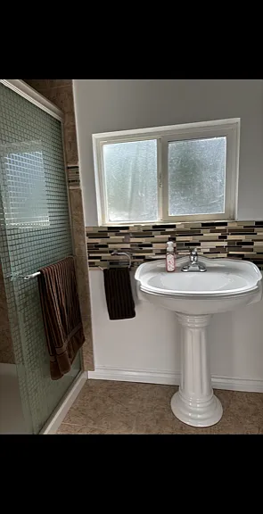 25386 Uvas Ct — Photo 12