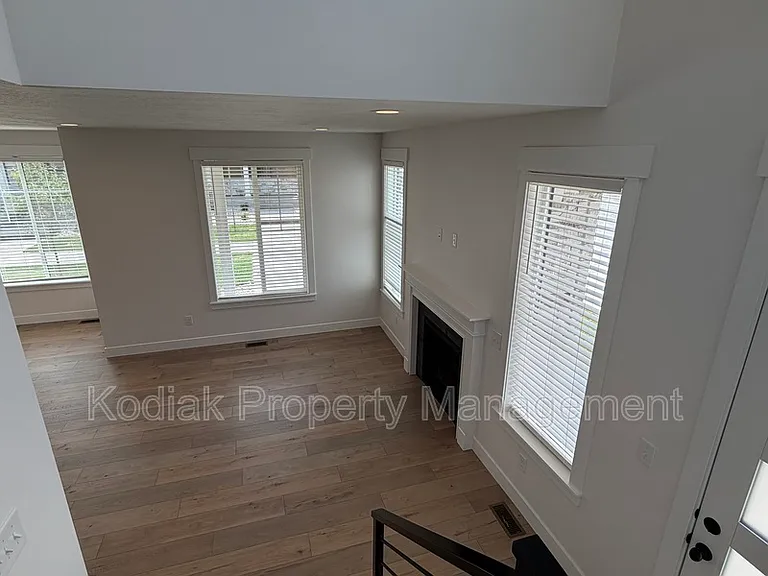 8812 S Cys Park Ln — Photo 7