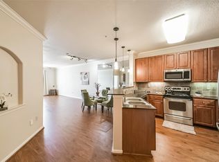 1711 Old Spanish Trl APT 401, Houston, TX 77054