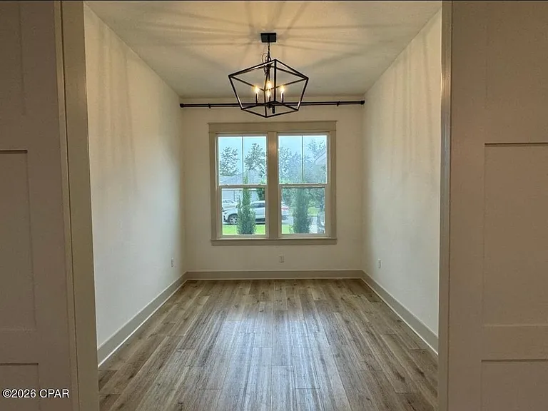 4640 Delwood Park Blvd — Photo 9