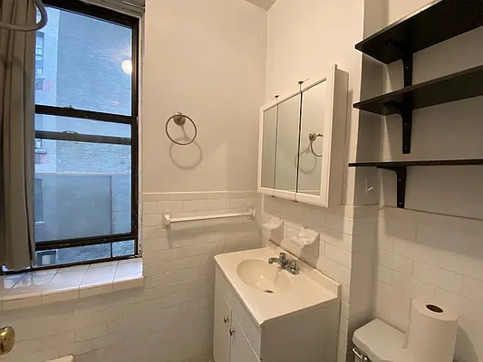 Rented by Cohen Smith Chang LLC | media 8