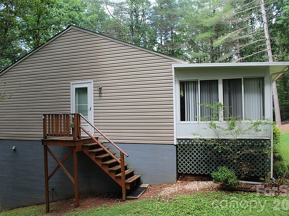 4th image of 3505 Nelson Ln