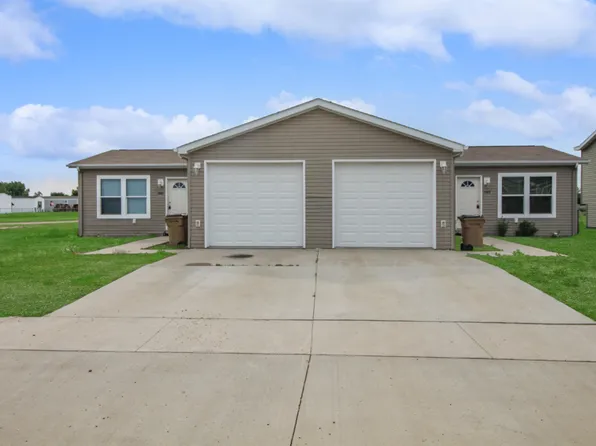 1503 47th Loop SE, Minot, ND 58701