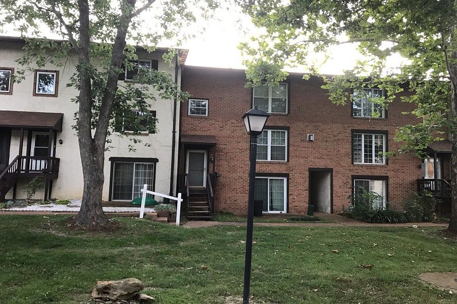 1st image of 319 Carmel Woods Dr