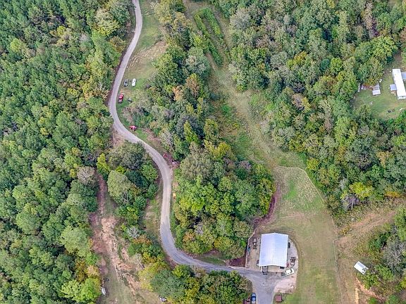 4th image of 8520 Oak Ridge Rd