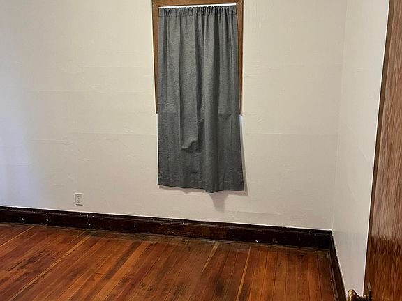 4th image of 502 N Dakota St