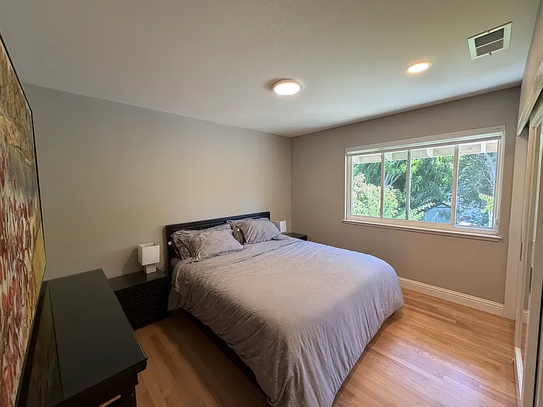 3775 Middlefield Rd — Photo 5