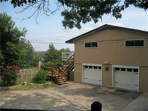 5th image of 15403 Dutchmans Dr