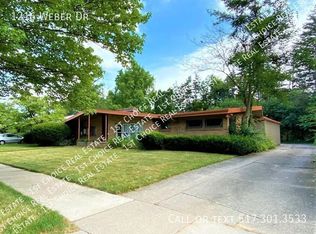 1216 Weber Dr, Lansing, MI 48912