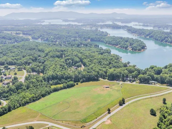0 Mallard Point Rd, Wirtz, VA 24184