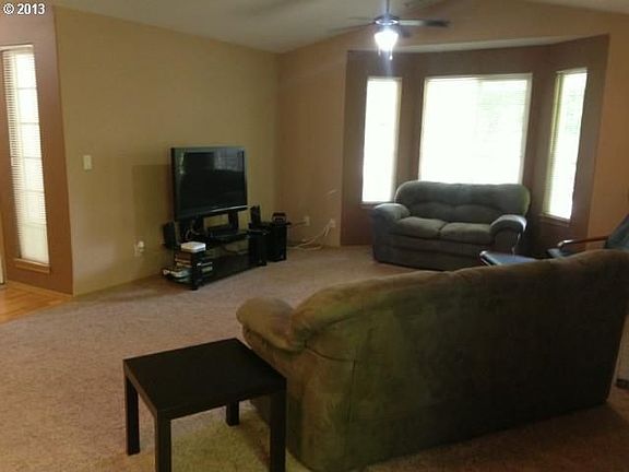 3rd image of 17707 SE 23rd St