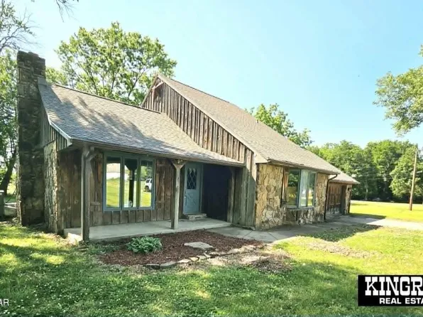 8526 SE 70th Ter, Baxter Springs, KS 66713
