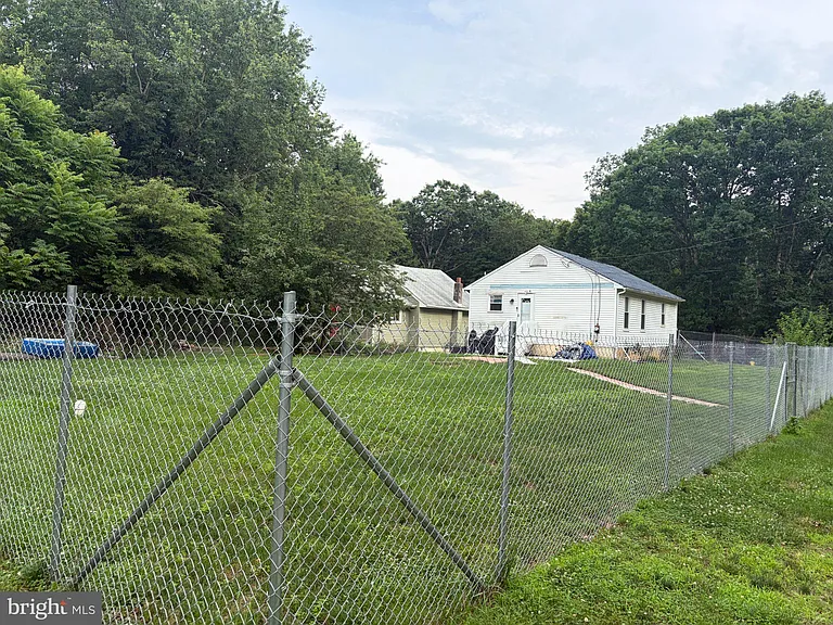 102 New Jersey Ave — Photo 18