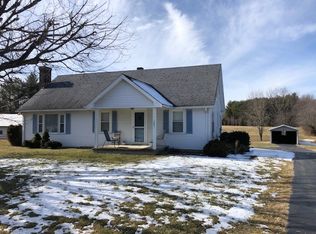 1351 Mount Torrey Rd, Lyndhurst, VA 22952