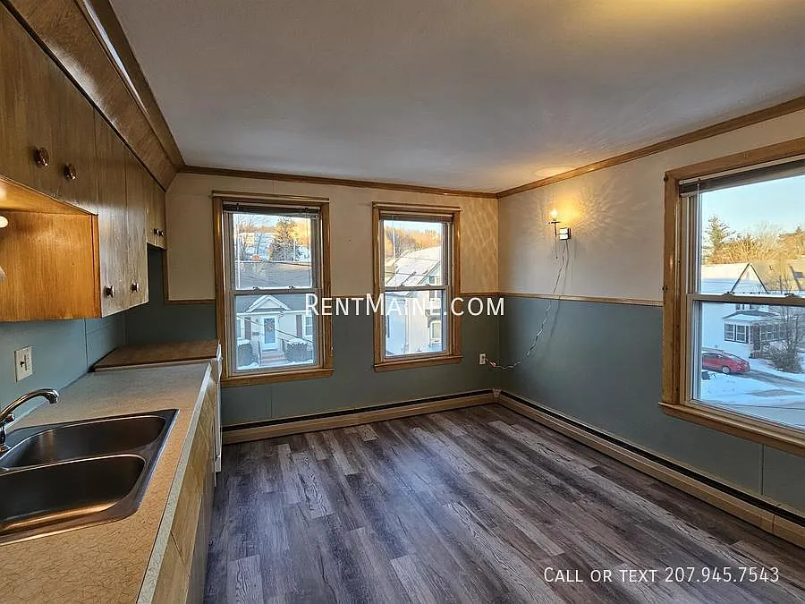 2 bed, 973 sqft, $1,469 — Photo 4