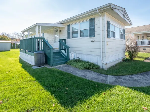 75 Spotswood Dr, Spotswood, NJ 08884