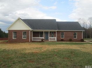 1736 Redberry Ln, Conover, NC 28613