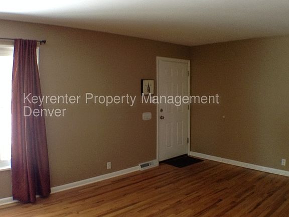 4th image of 3905 W Monmouth Ave