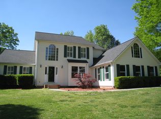 1031 Forest Glen Dr, Chatsworth, GA 30720