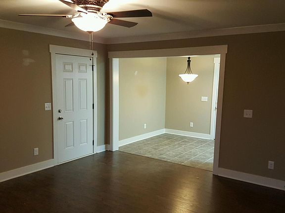 5th image of 113 Shanna Ln