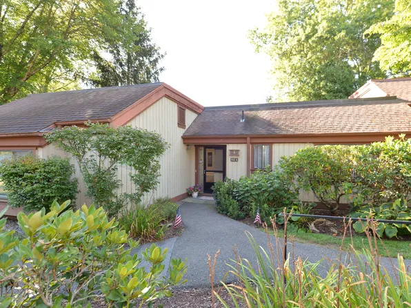 665 Heritage Village #A, Southbury, CT 06488