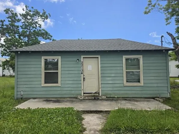 2213 Western Ave W, Orange, TX 77630
