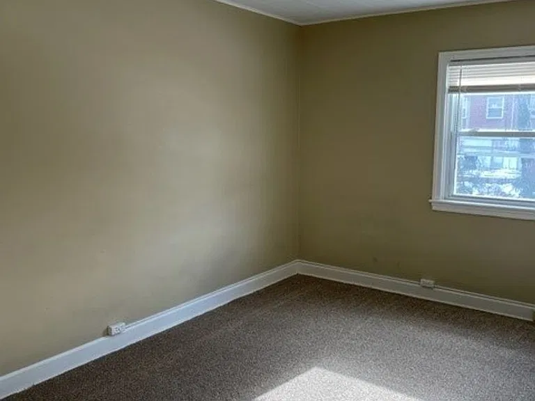 2335 Kensington St — Photo 12