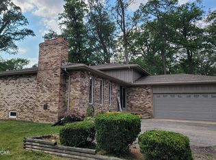 16992 State Route 198, Wapakoneta, OH 45895