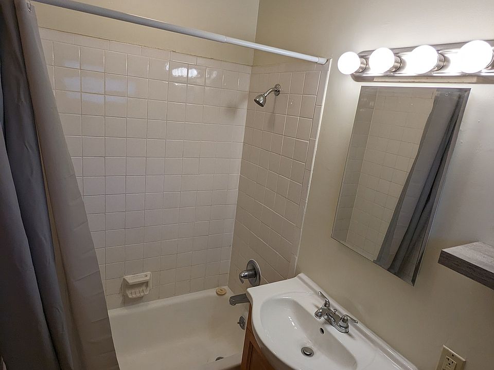 Bathroom - View 2