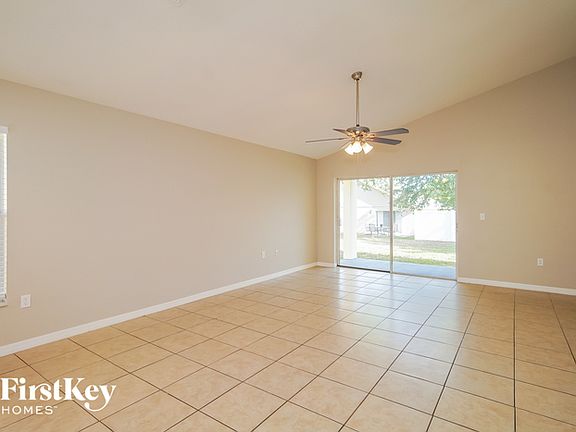 3rd image of 420 Ashley Pl