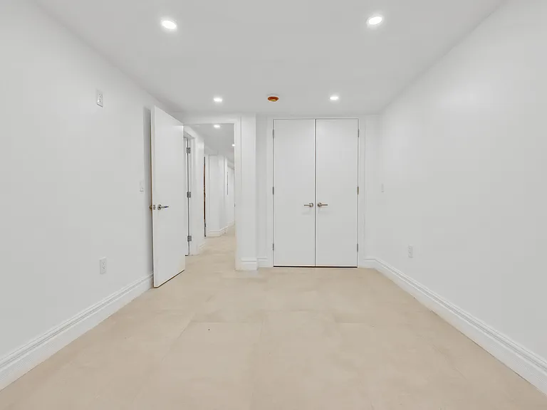 84 Pilling St #1 — Photo 10