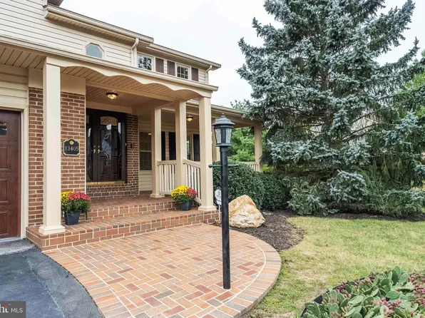 13405 Virginia Willow Dr, Fairfax, VA 22033