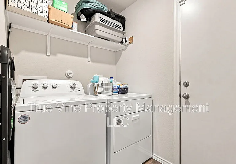 3107 Lindenwood Way — Photo 6