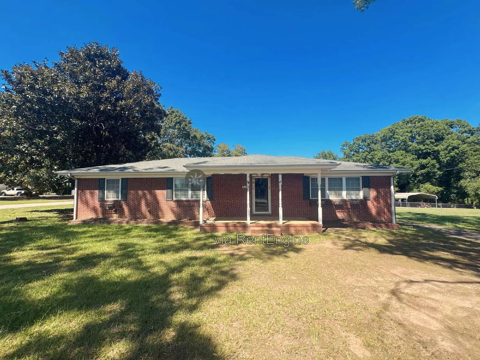 3 bed, 2.0 bath, 1200 sqft, $1,650 — Photo 1