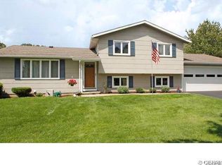 15 Teresa Cir, Rochester, NY 14624