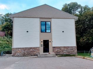 2190 Robbins St APT 7, Saint Paul, MN 55114