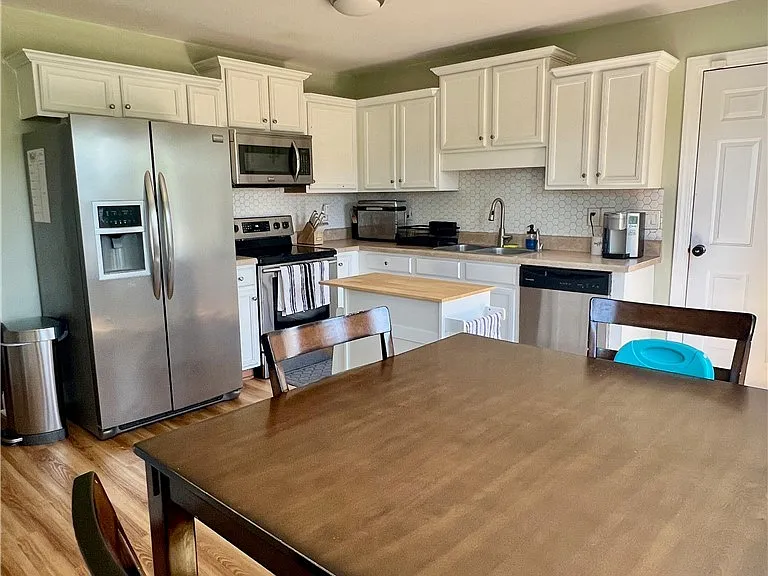 36 Abram Ct — Photo 4