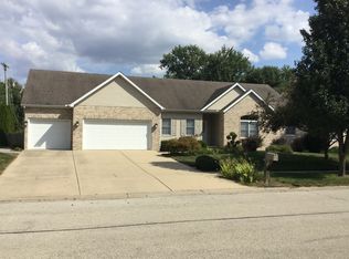 1530 Old Ivy Dr, Springfield, IL 62711