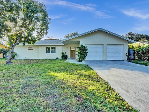 3rd image of 4009 Waverly Drive