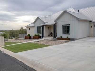 2314 Stone Mdw, Fredericksburg, TX, 78624