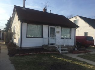 28845 Essex St, Roseville, MI 48066