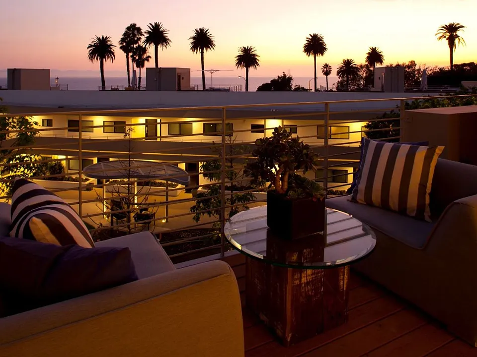 301 Ocean Ave