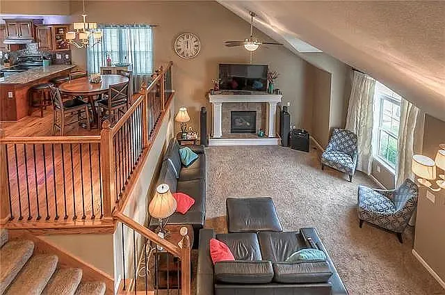 2125 Birch St — Photo 22
