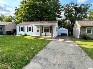 13 Gettysburg Dr, Springfield, IL 62702