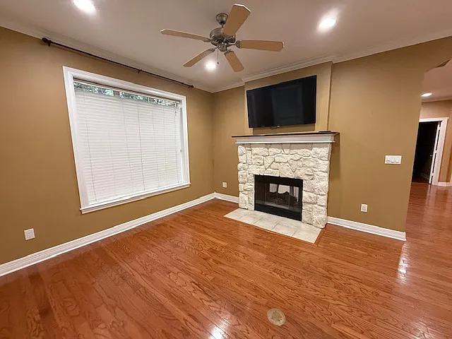 4 bed, 2.5 bath, 2451 sqft, $2,895 — Photo 4