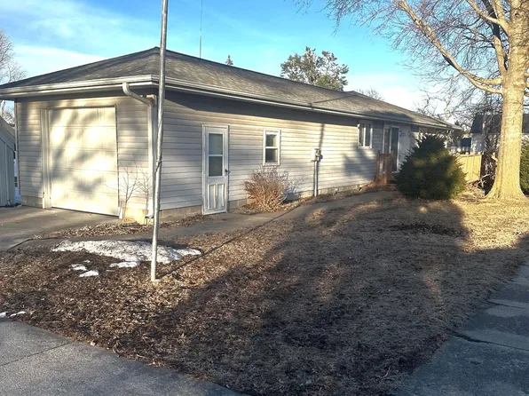 601 W Sycamore St, Ogden, IA 50212