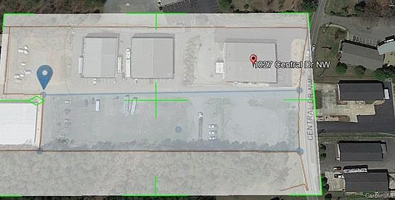 3rd image of 1027 Central Dr NW